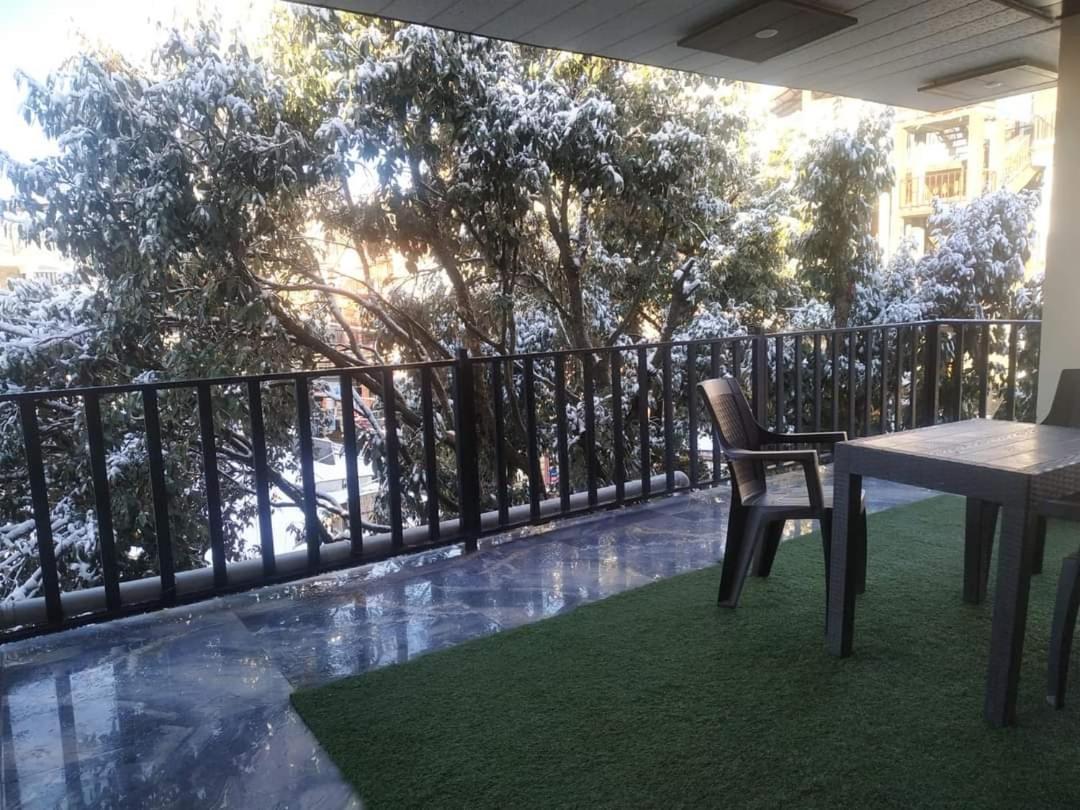 Oak Wood Homestay Banikhet Dalhousie Exterior foto